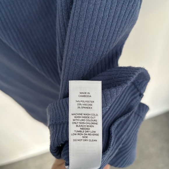 Joe Fresh Navy Cropped Ribbed Top - Picture 4 of 6